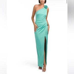 Liv Foster stretch satin rosette one shoulder formal gown green size 0